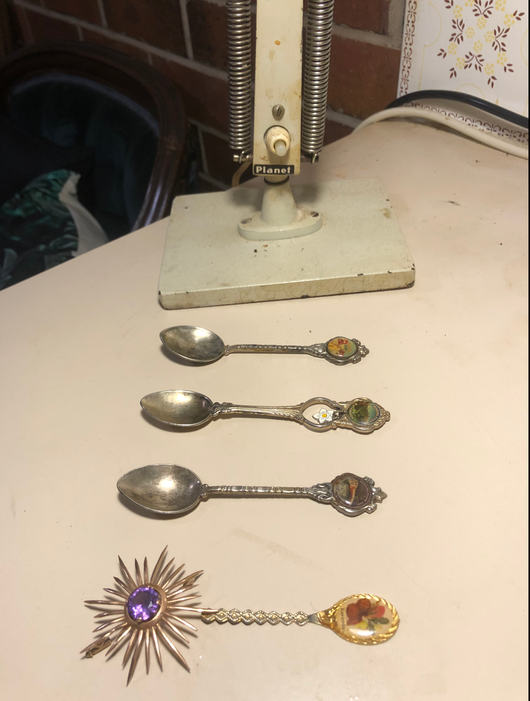 Planet Light and Spoons